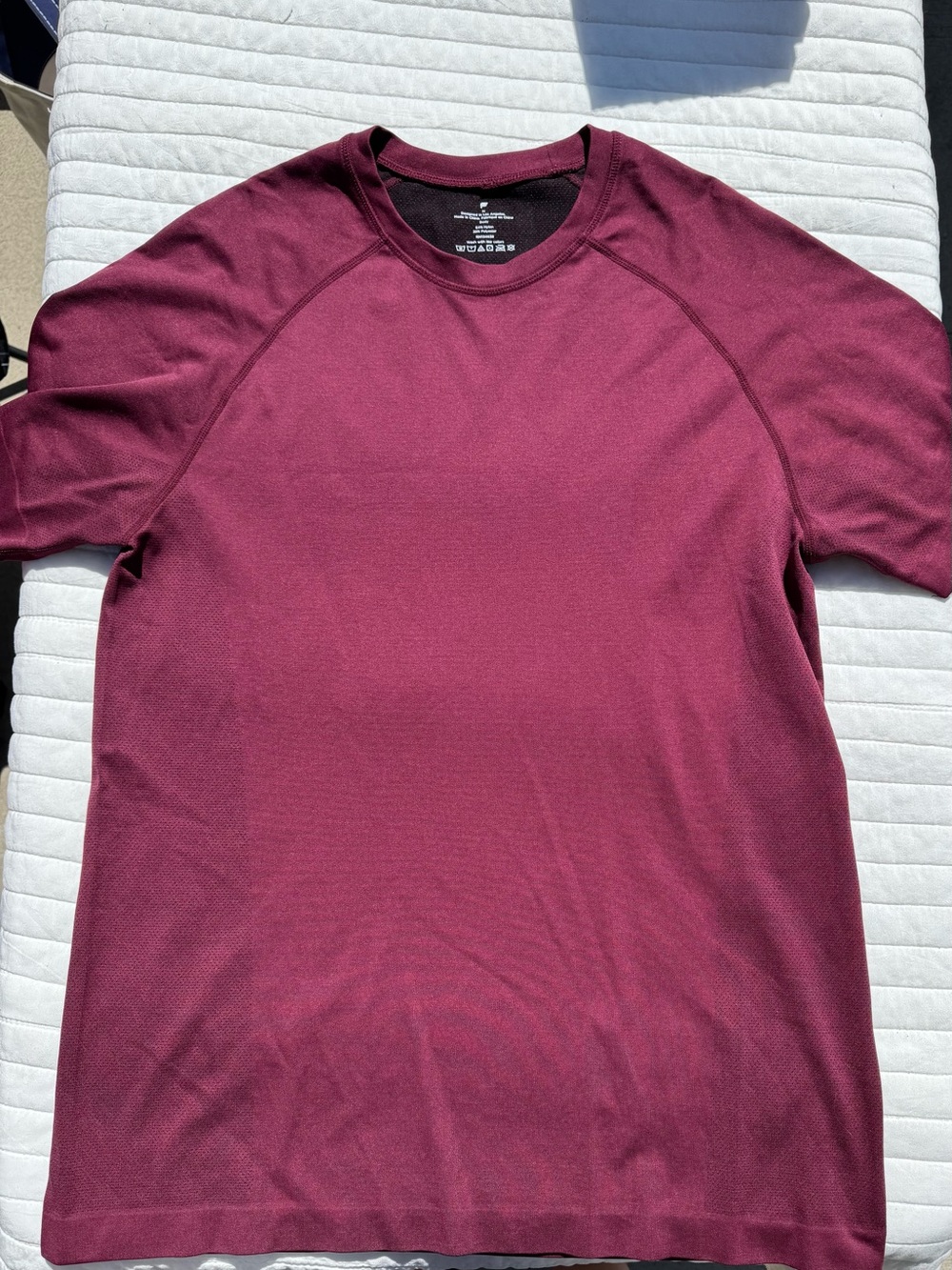 Fabletics Men's Short Sleeve Crew Tee - Burgundy